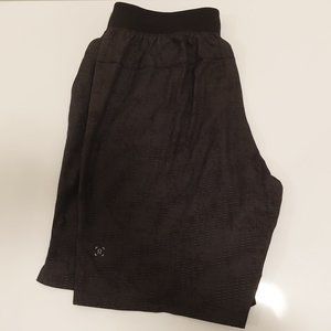 Lulumenon Men's T.H.E. Shorts Black Large